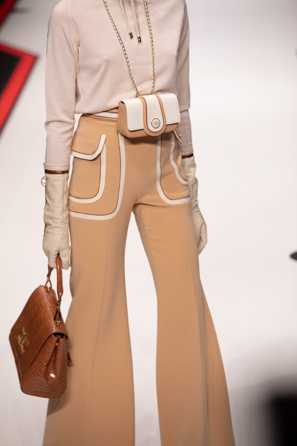 Canon-Canon EOS 5D Mark IV-6720x4480-125662