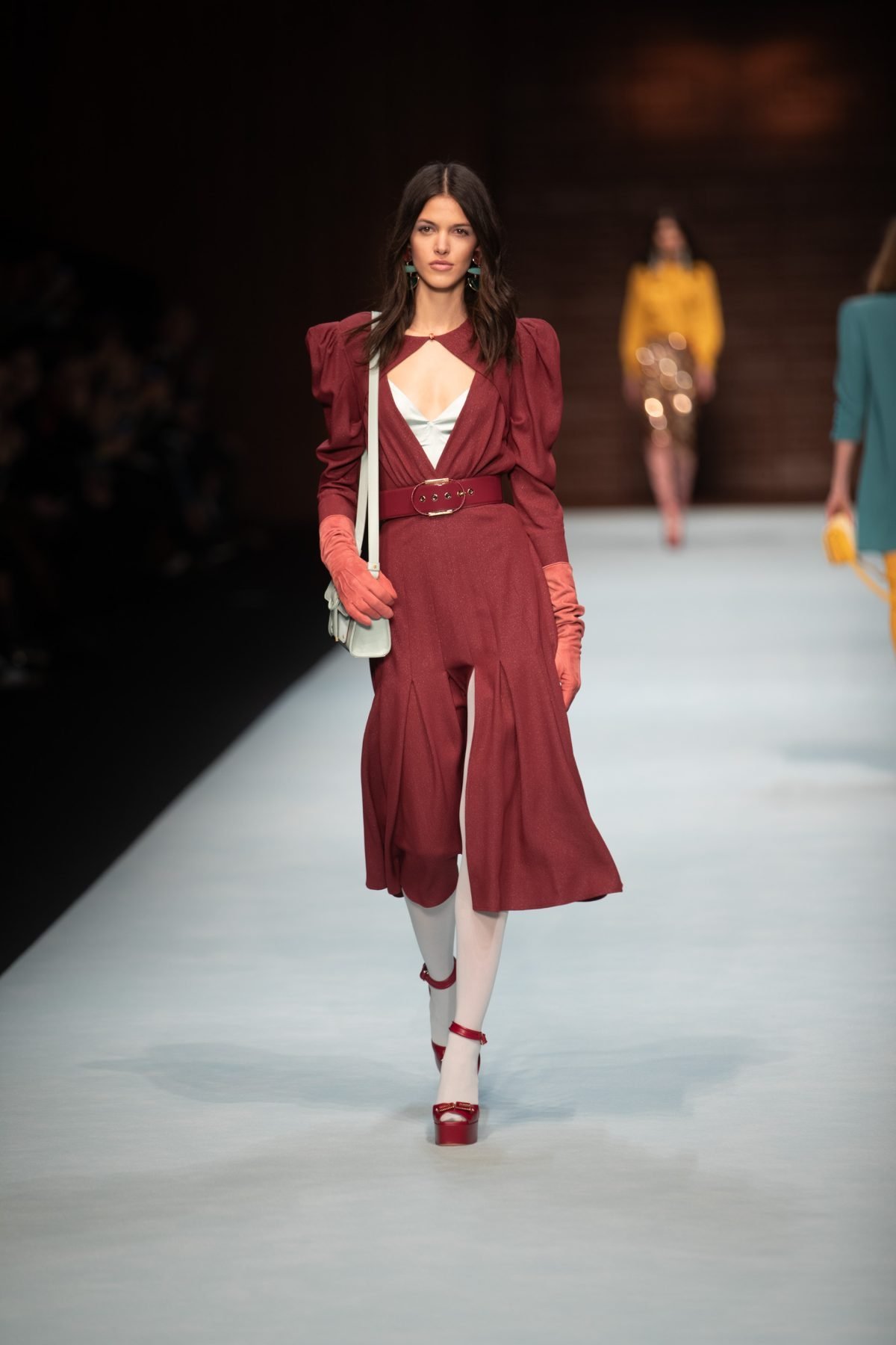 Canon-Canon EOS 5D Mark IV-6720x4480-141327