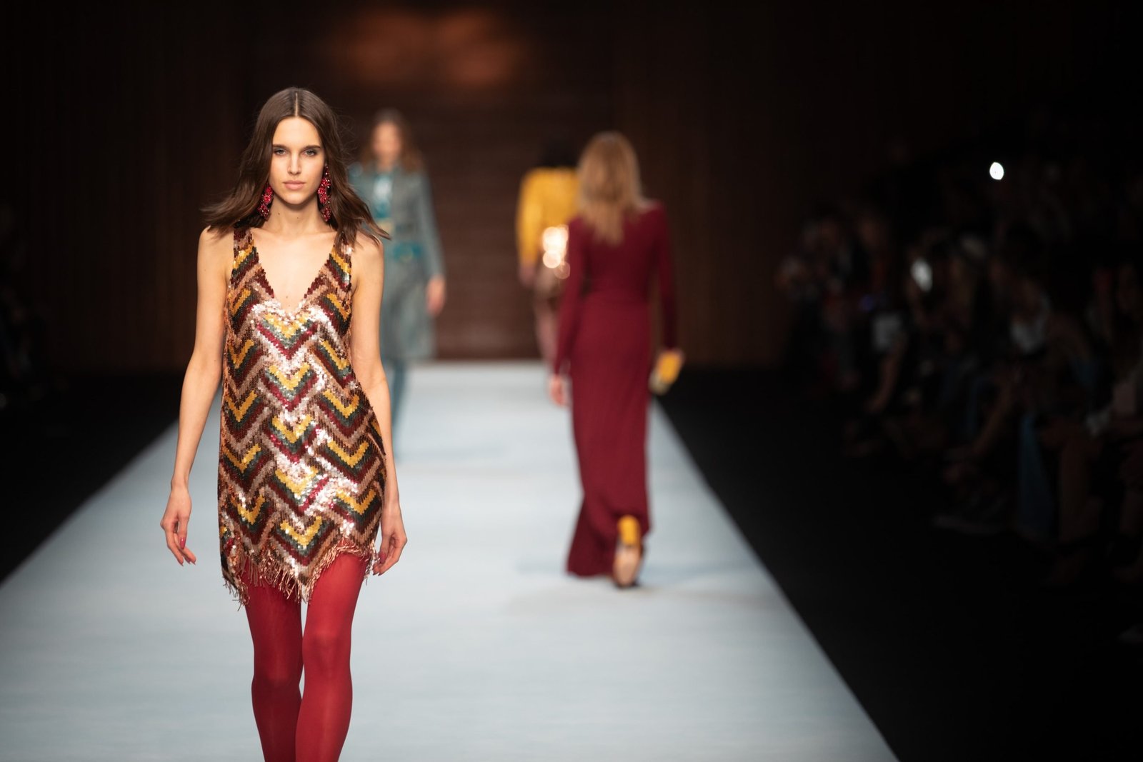 Canon-Canon EOS 5D Mark IV-6720x4480-141378