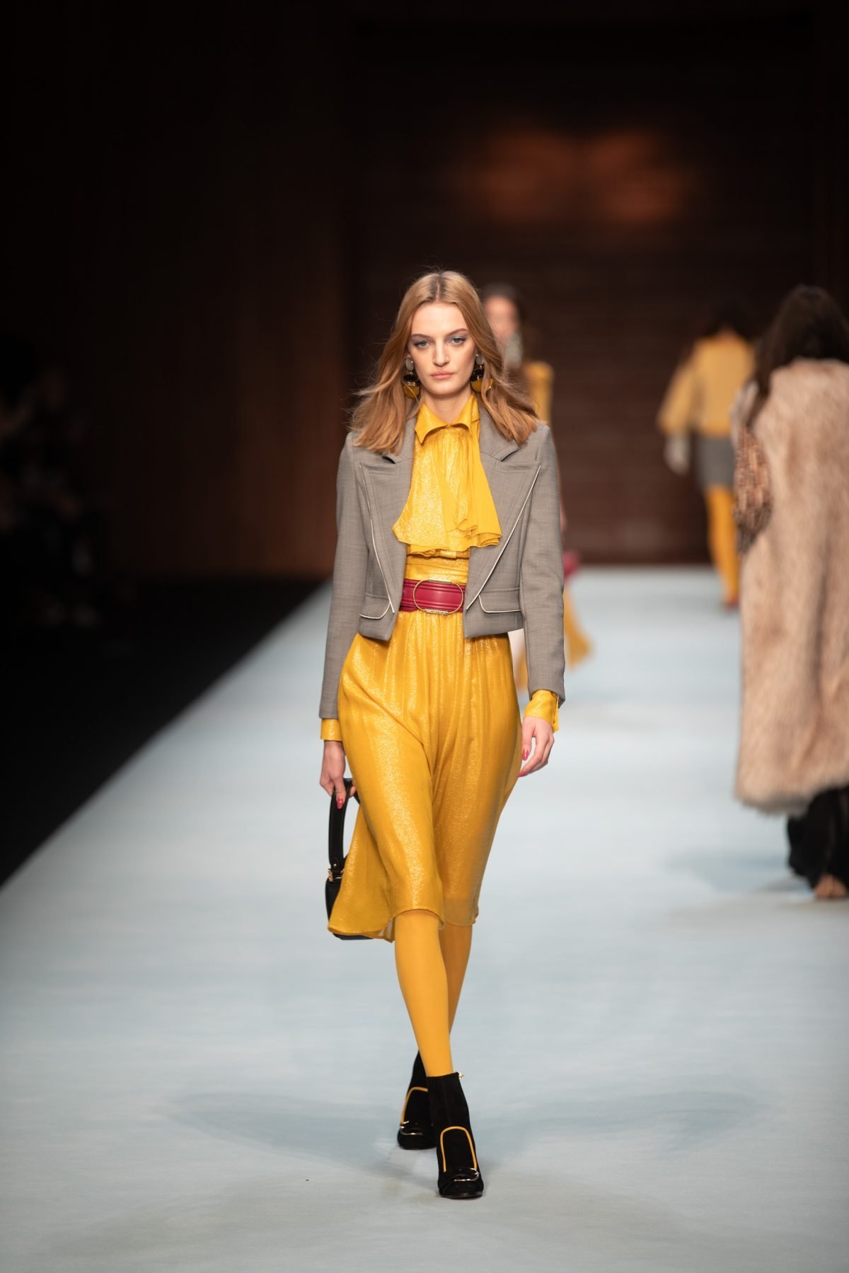 Canon-Canon EOS 5D Mark IV-6720x4480-141718