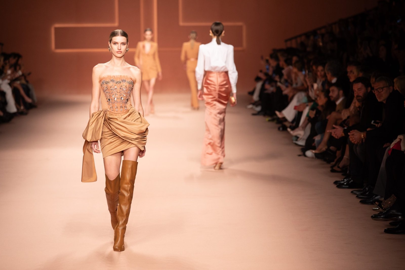 Canon-Canon EOS 5D Mark IV-6720x4480-146243