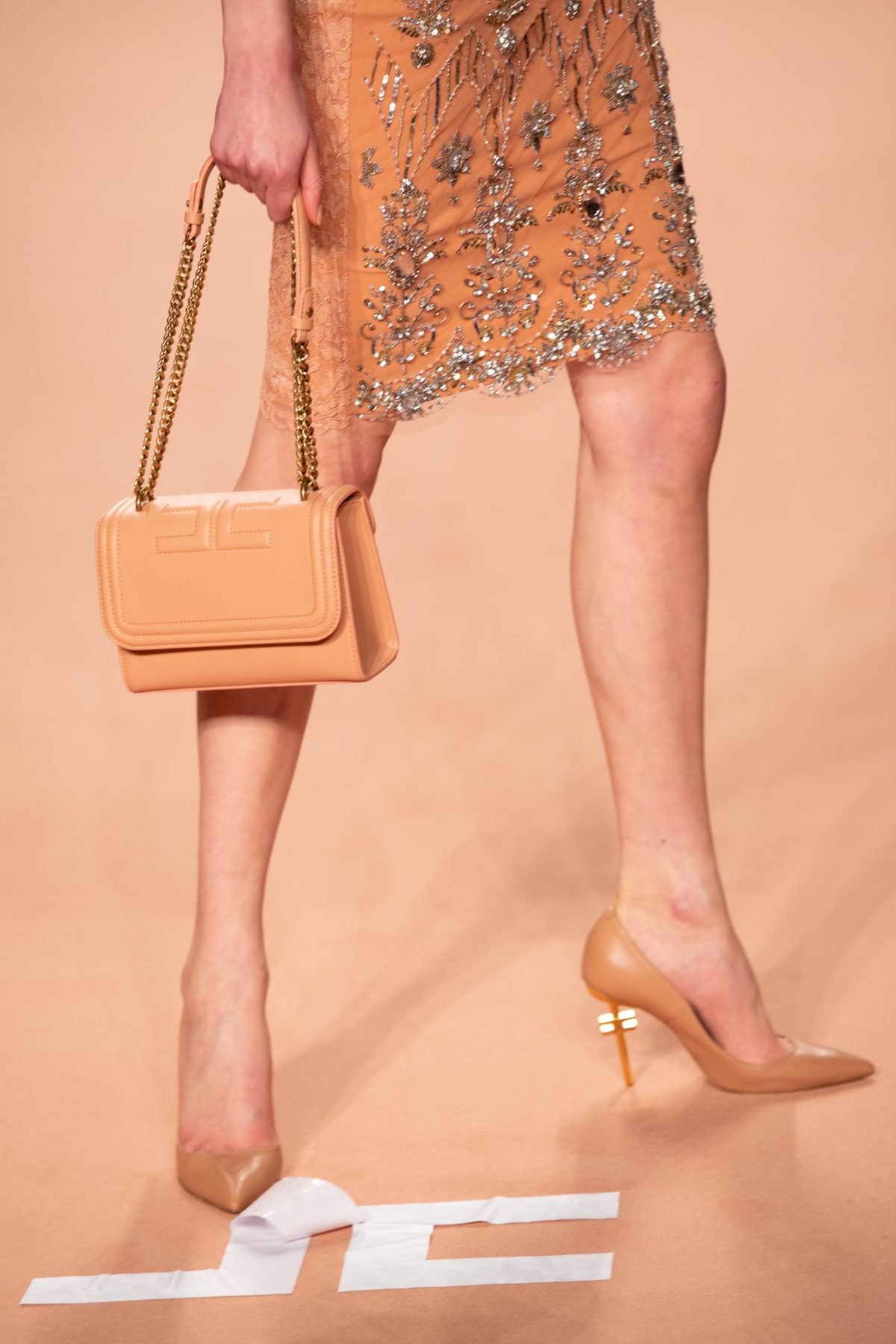 Canon-Canon EOS 5D Mark IV-6720x4480-146337