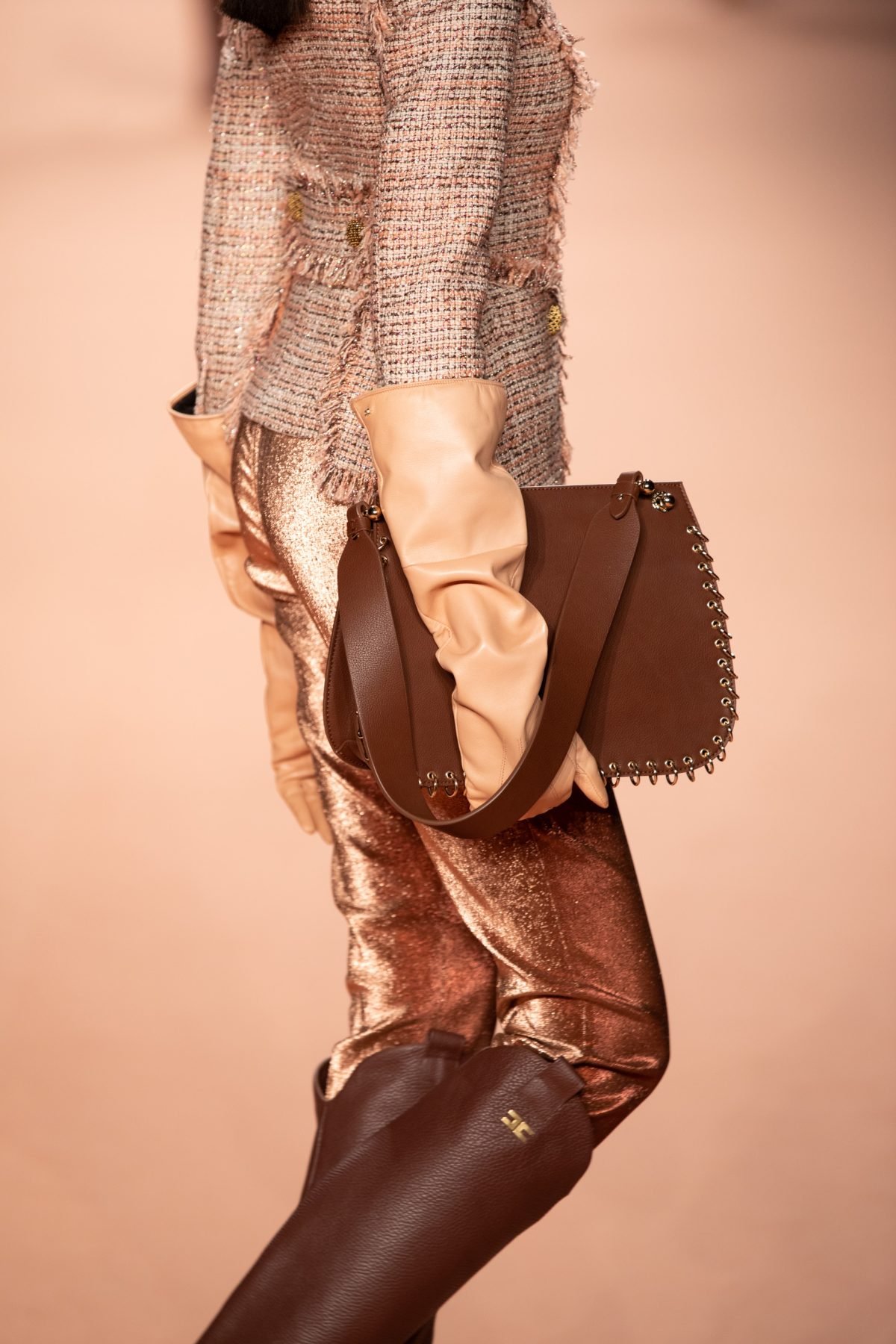 Canon-Canon EOS 5D Mark IV-6720x4480-146413