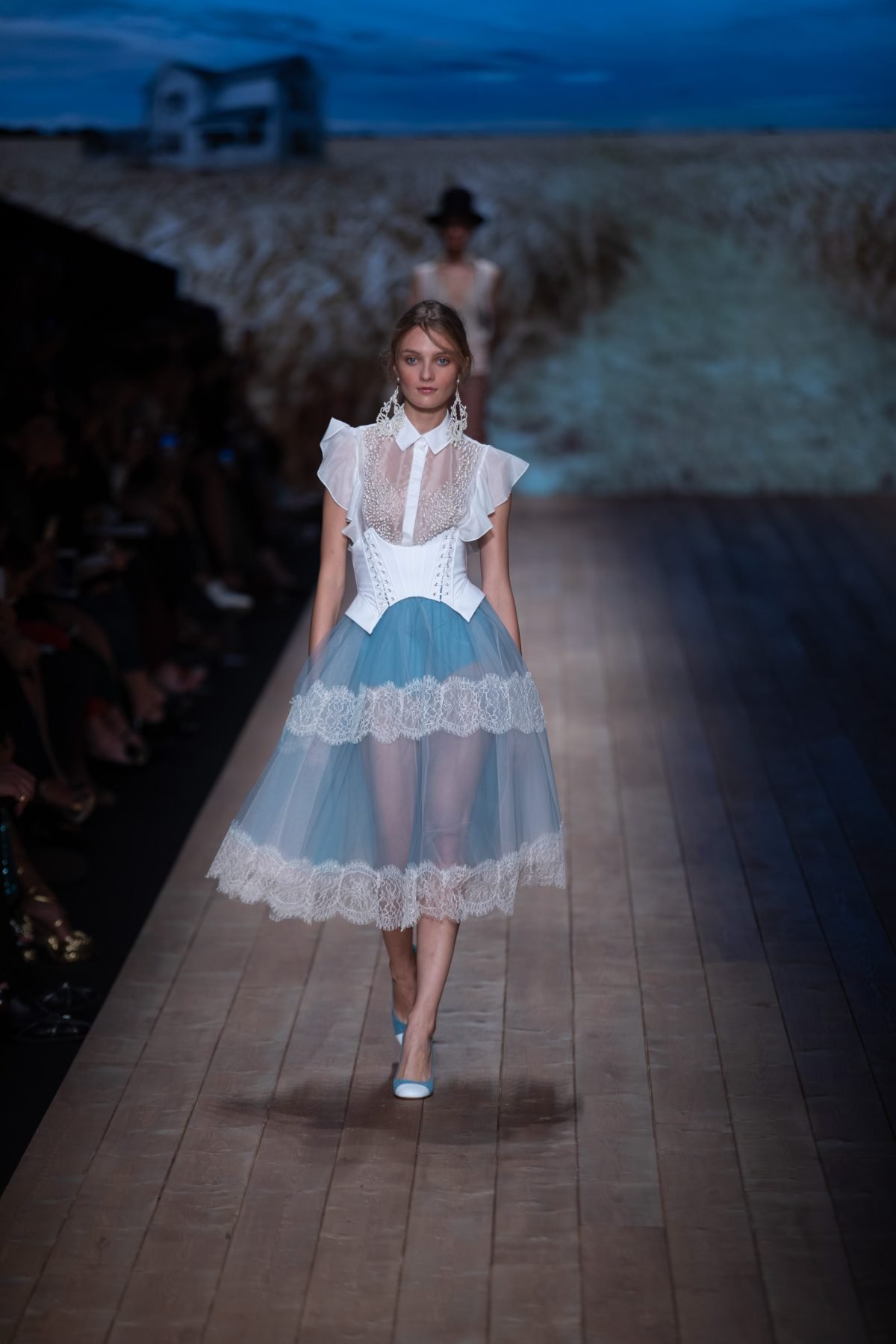 Canon-Canon EOS 5D Mark IV-6720x4480-157141