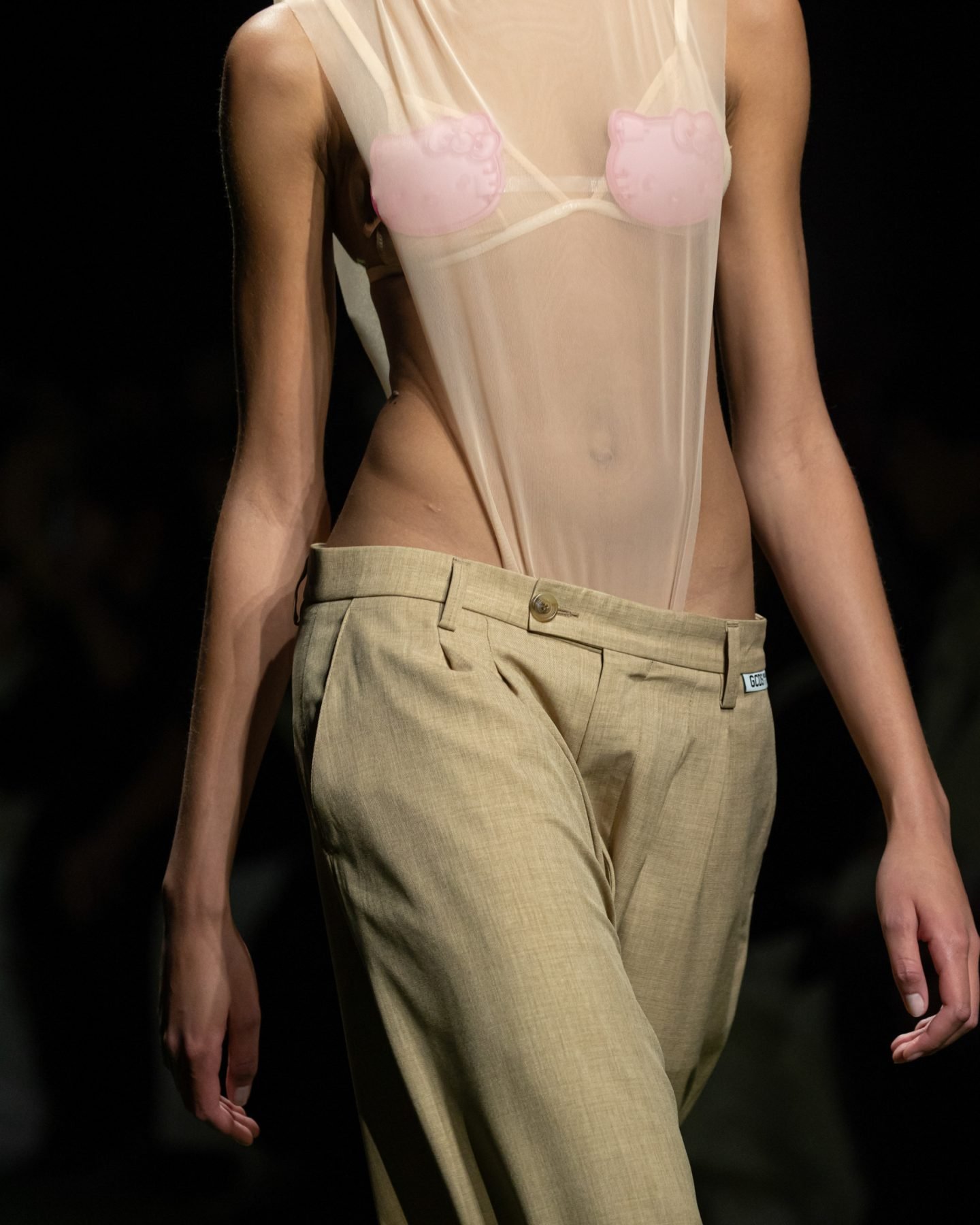 GCDS_027_ss25_dettagli